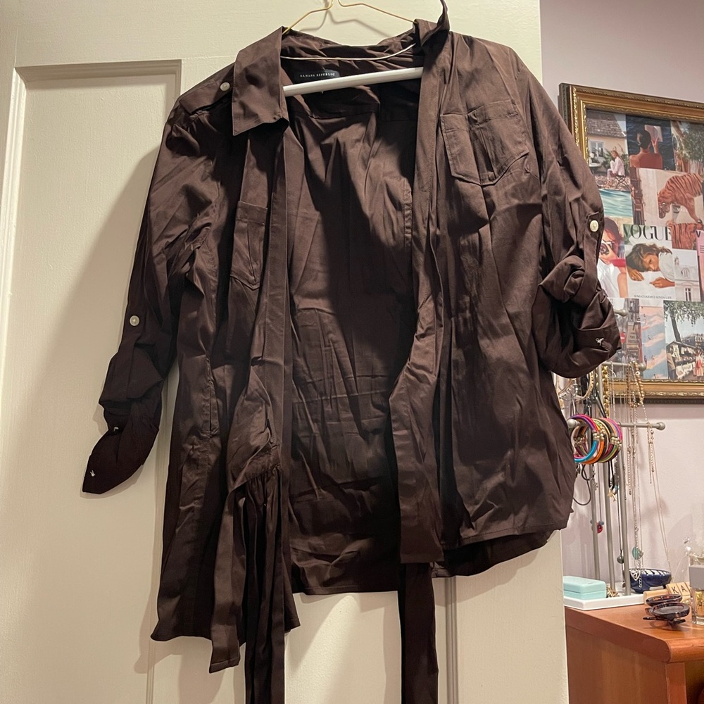 Banana Republic brown tie top
